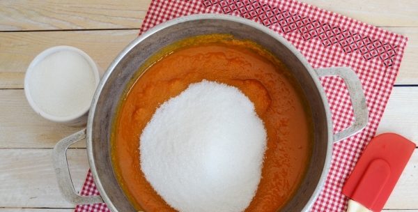 Яблочно-морковное пюре на зиму: варианты приготовления