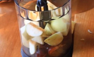 13 Соус из слив и яблок на зиму: рецепты со сладким перцем или с чесноком