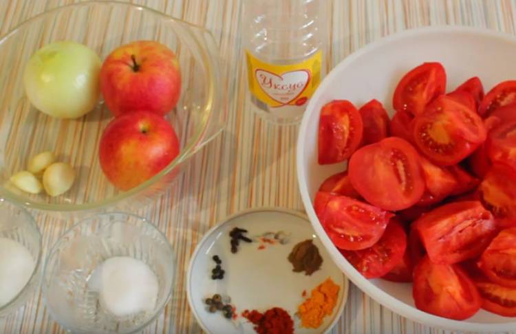 рецепт томатного кетчупа с яблоками и чесноком