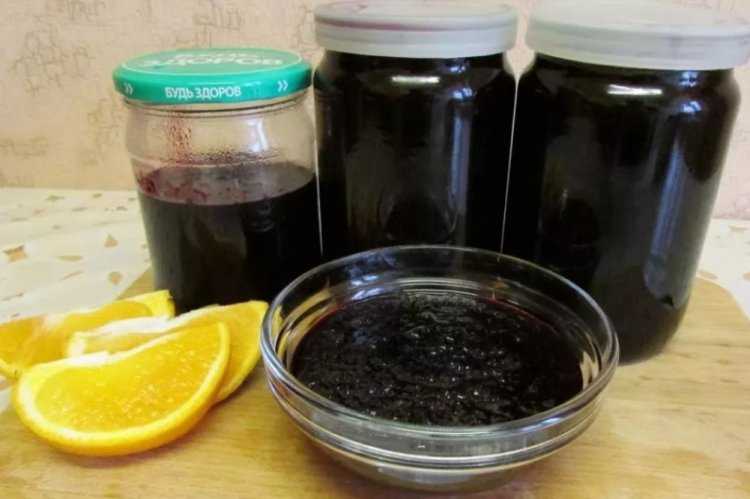 Сладкий деликатес: рецепты варенья из черноплодной рябины