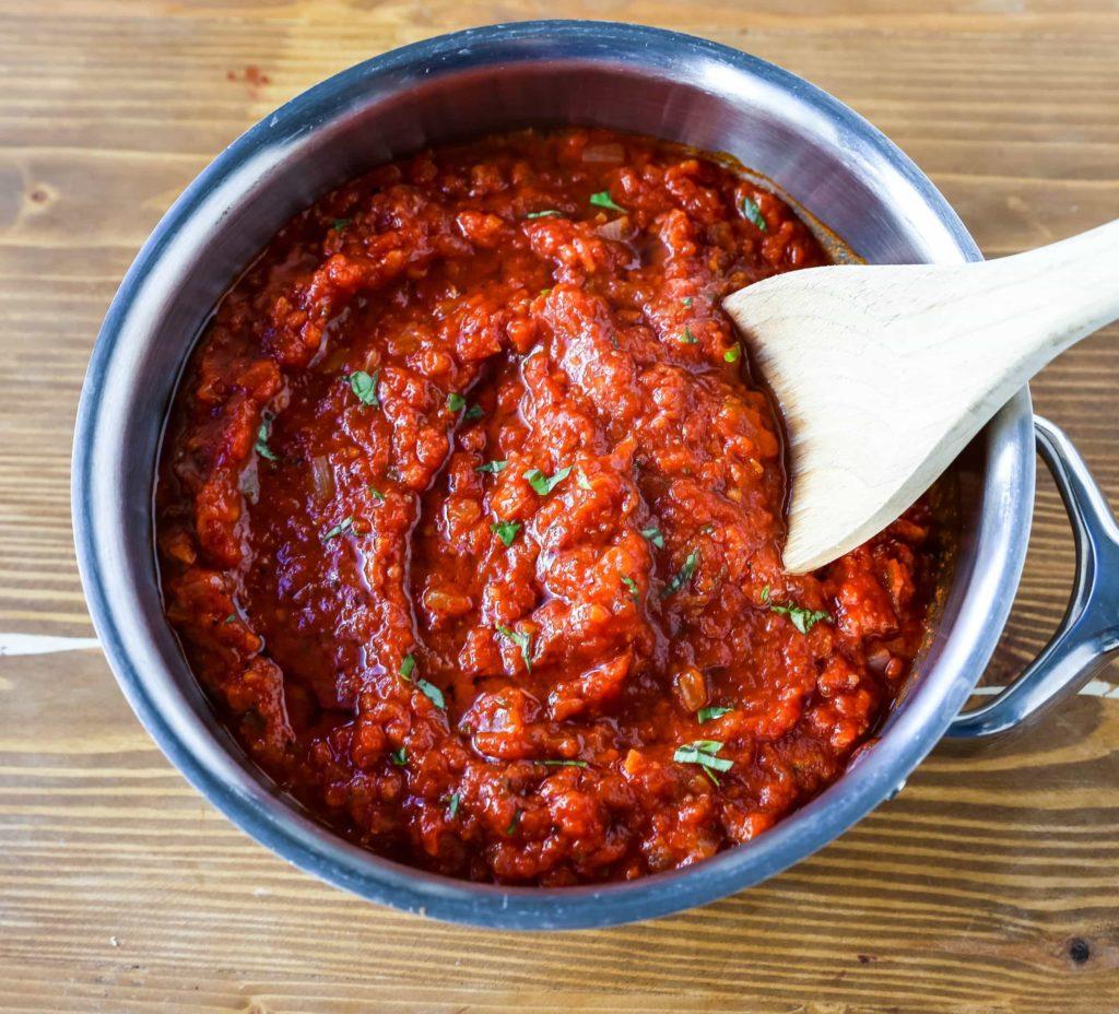 classic italian tomato sauce 3 scaled 1