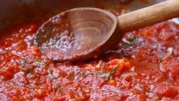 6 лучших соусов из помидоров и перца на зиму