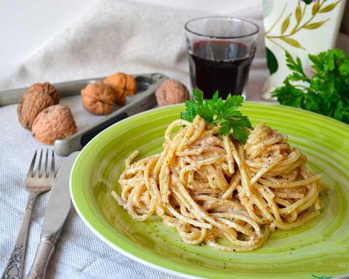 Вкусные и простые соусы для макарон - ТОП-22 рецепта