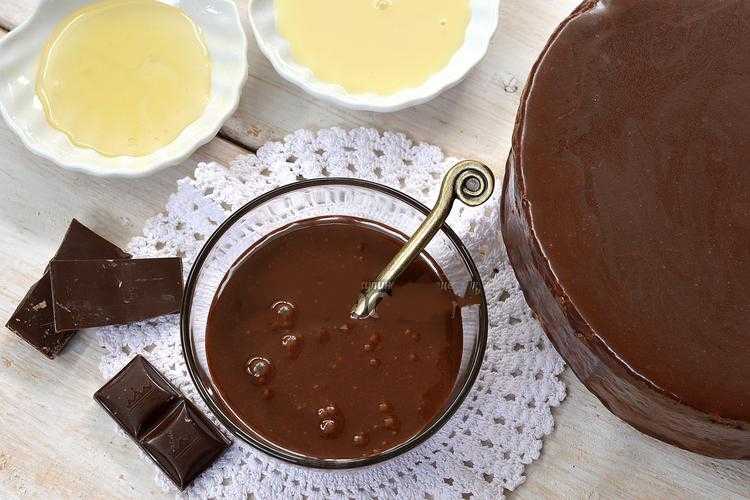 ТОП-25 рецептов шоколадного соуса