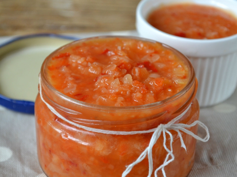 ТОП-12 лучших рецептов аджики с морковью на зиму