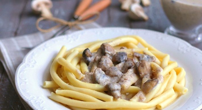 3 лучших рецепта грибного соуса к макаронам