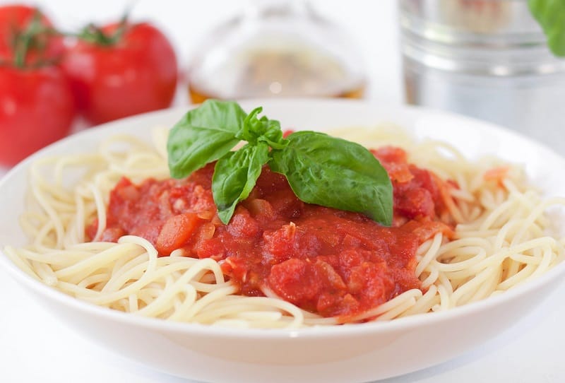 Томатный соус для спагетти: 13 рецептов на любой вкус